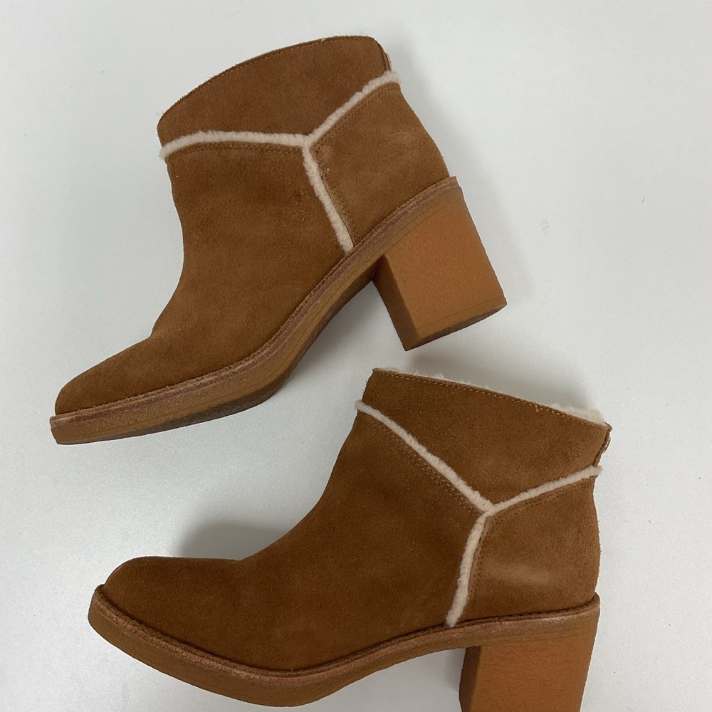 Ugg - image 13
